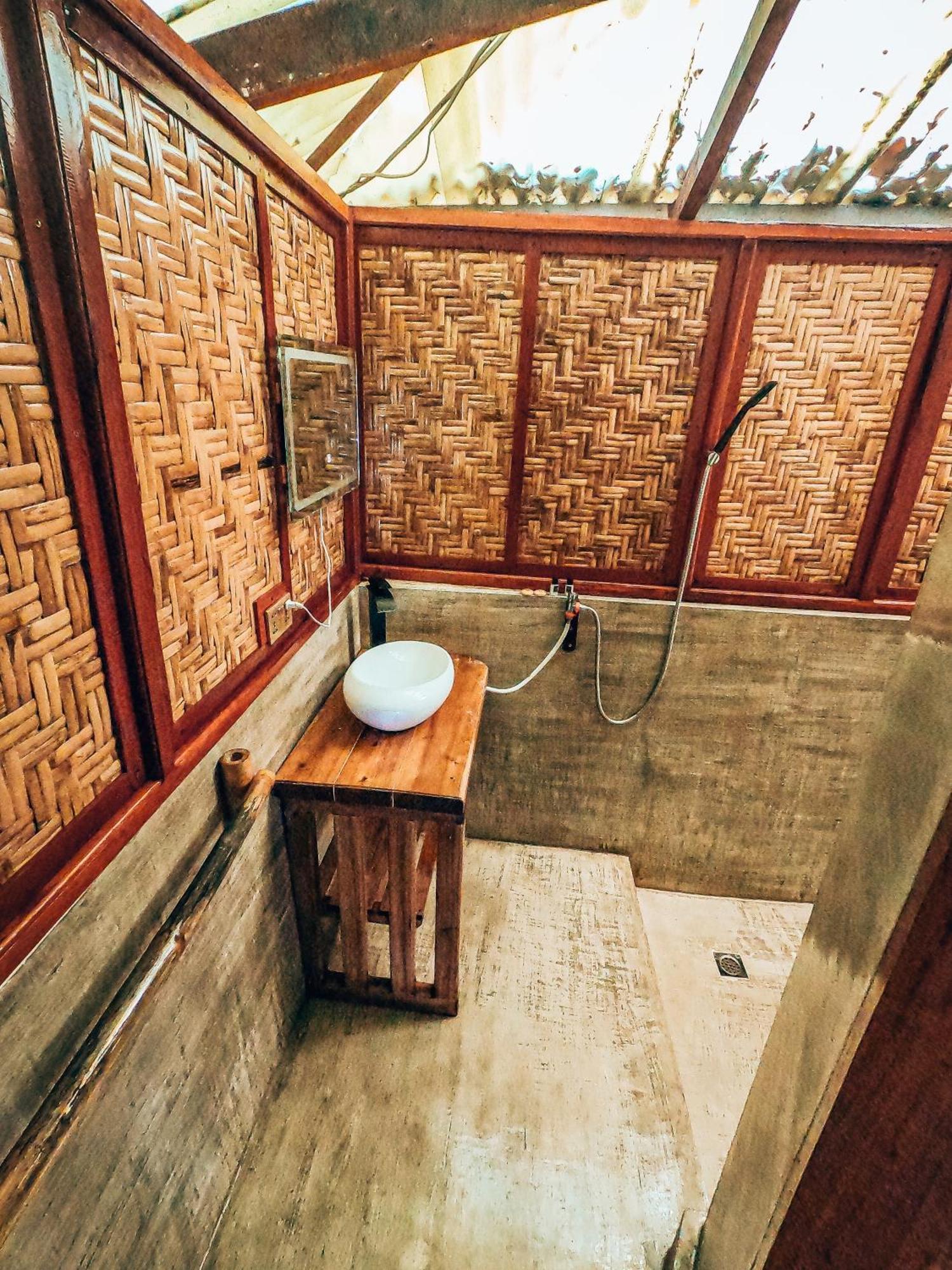 Shakabrah'S Beachfront Kubo เจเนอรัลลูนา ภายนอก รูปภาพ